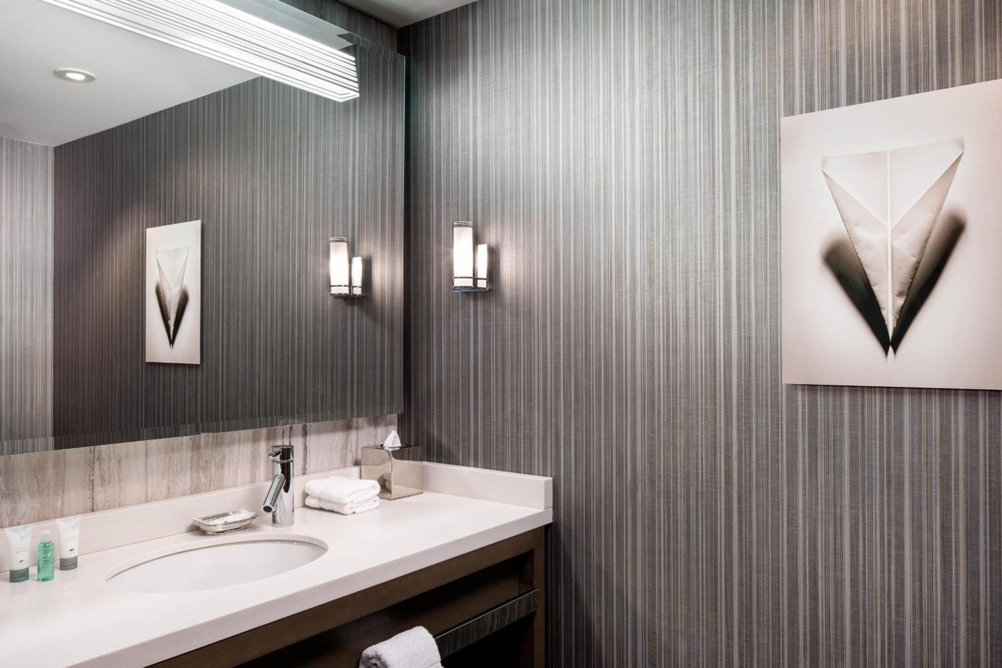 Hotel The Westin Downtown 4*